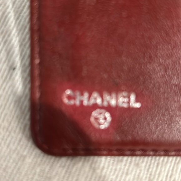 Chanel  Quilted Patent Leather Brilliant Wallet with box /dust bag +COA - Picture 11 of 14